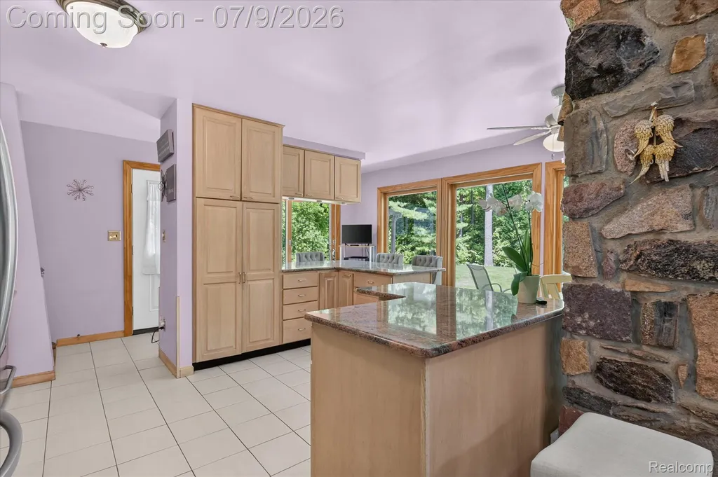 1091 Plover Drive Highland Charter Township MI 48357