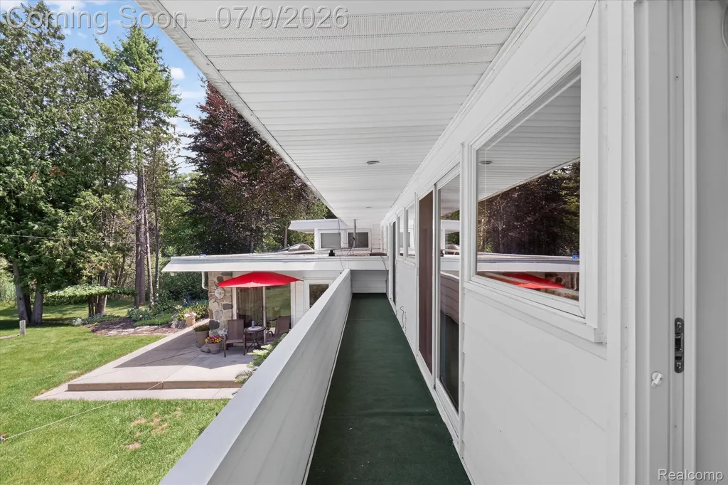 1091 Plover Drive Highland Charter Township MI 48357