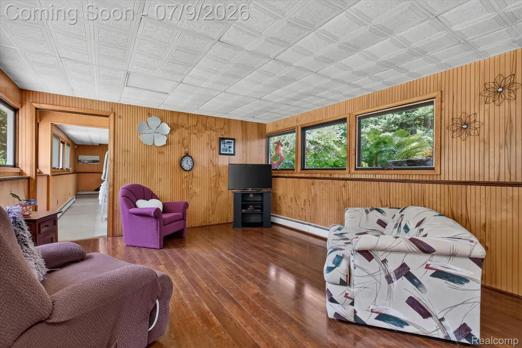 1091 Plover Drive Highland Charter Township MI 48357