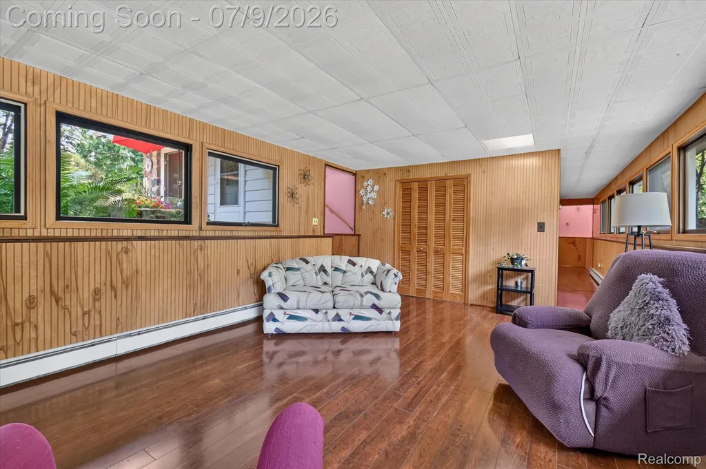 1091 Plover Drive Highland Charter Township MI 48357