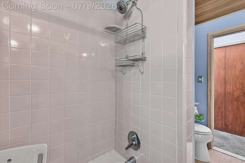 1091 Plover Drive Highland Charter Township MI 48357
