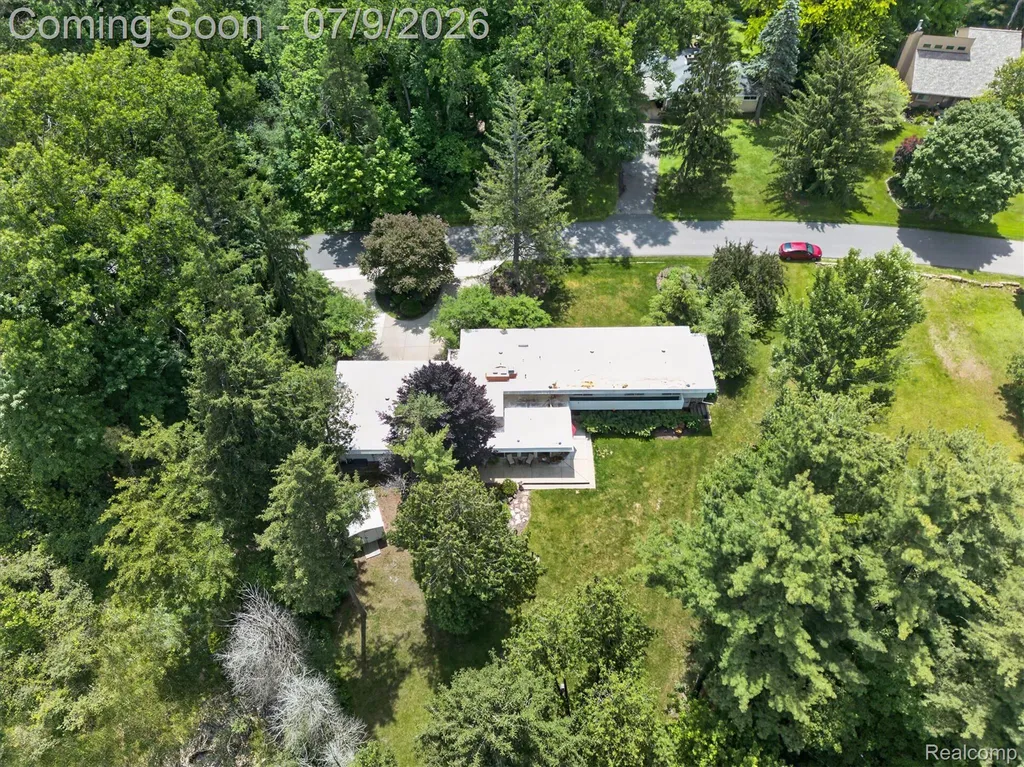 1091 Plover Drive Highland Charter Township MI 48357
