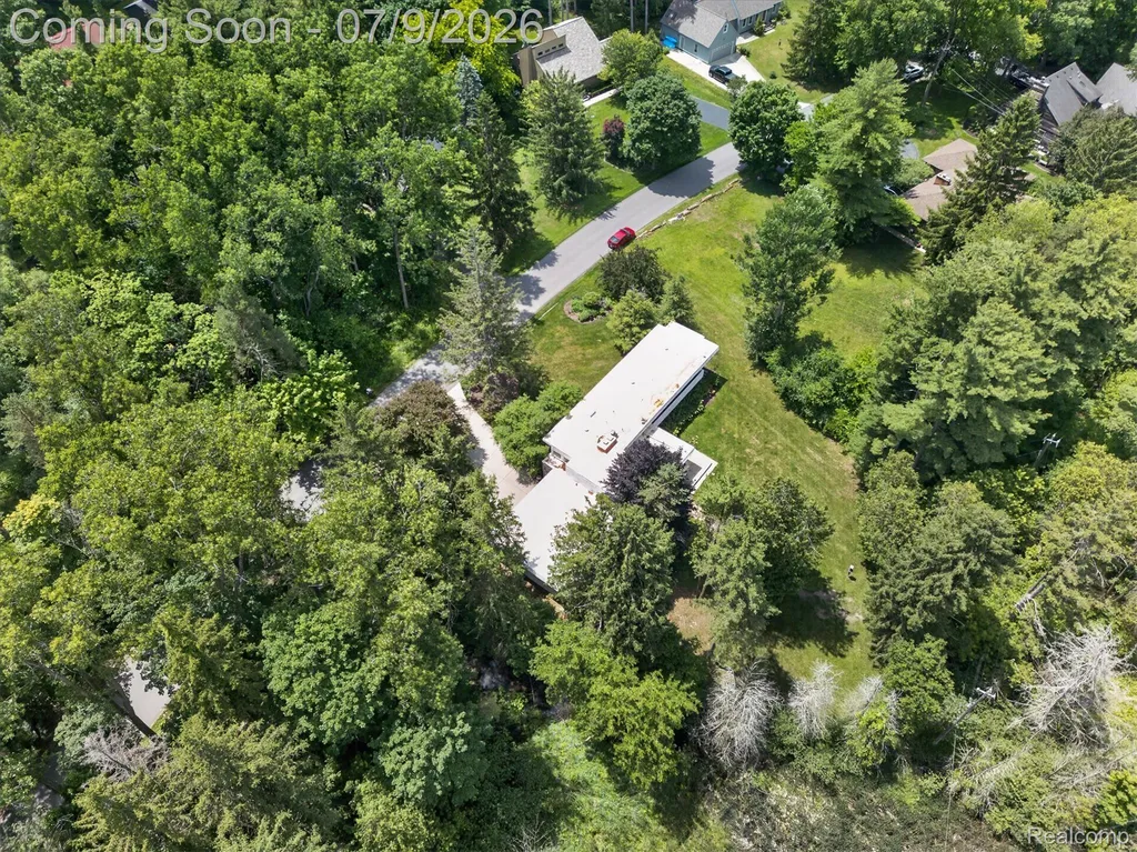 1091 Plover Drive Highland Charter Township MI 48357