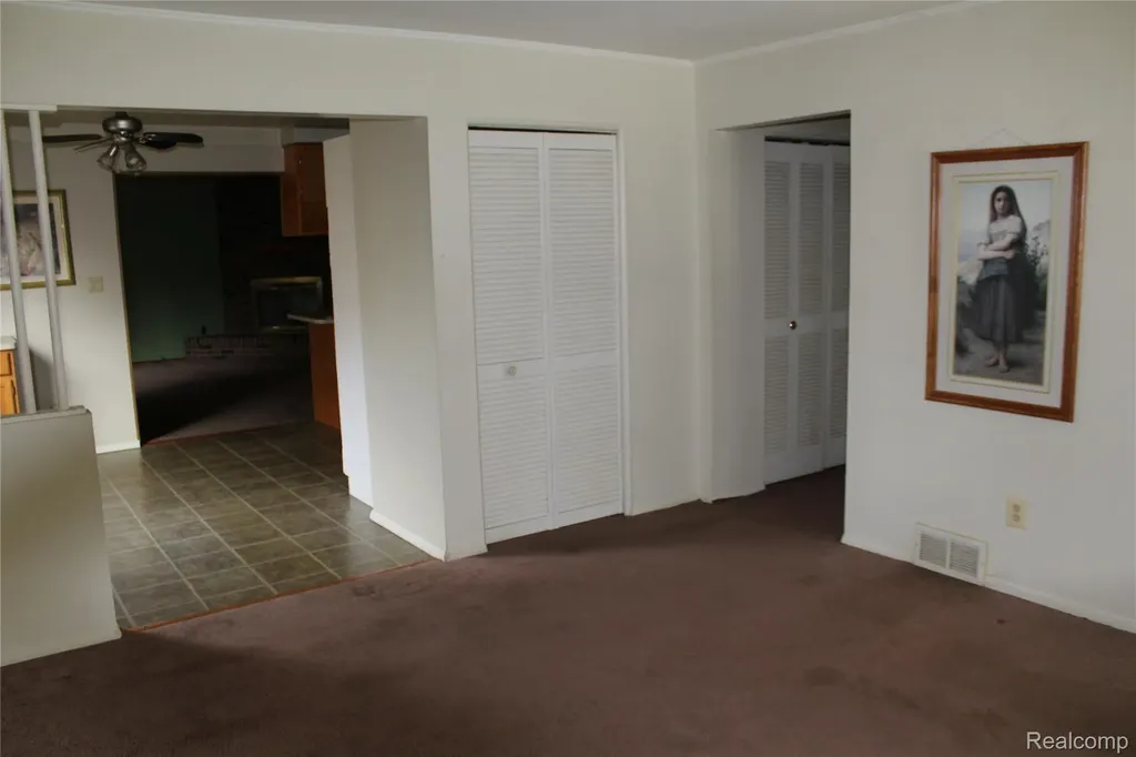 11717 Tecumseh Redford Charter Township MI 48239