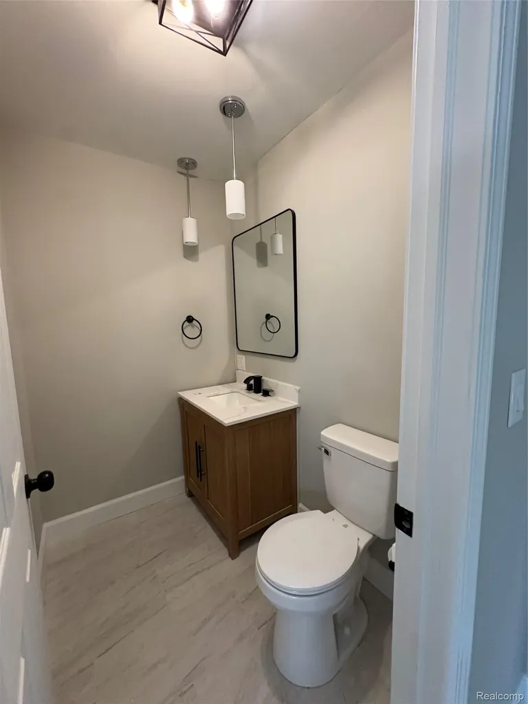 456 Morningside Drive Waterford Charter Township MI 48327