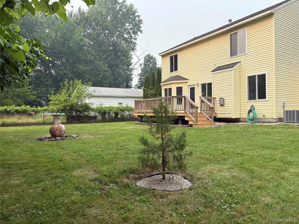 456 Morningside Drive Waterford Charter Township MI 48327