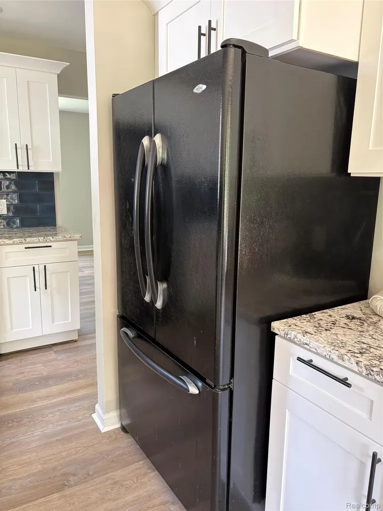 456 Morningside Drive Waterford Charter Township MI 48327