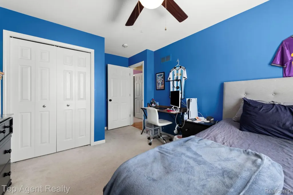 33780 Stonecrest Drive Sterling Heights City MI 48312