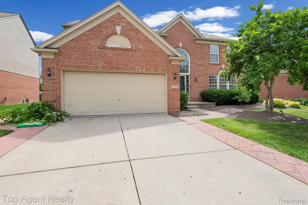 33780 Stonecrest Drive Sterling Heights City MI 48312