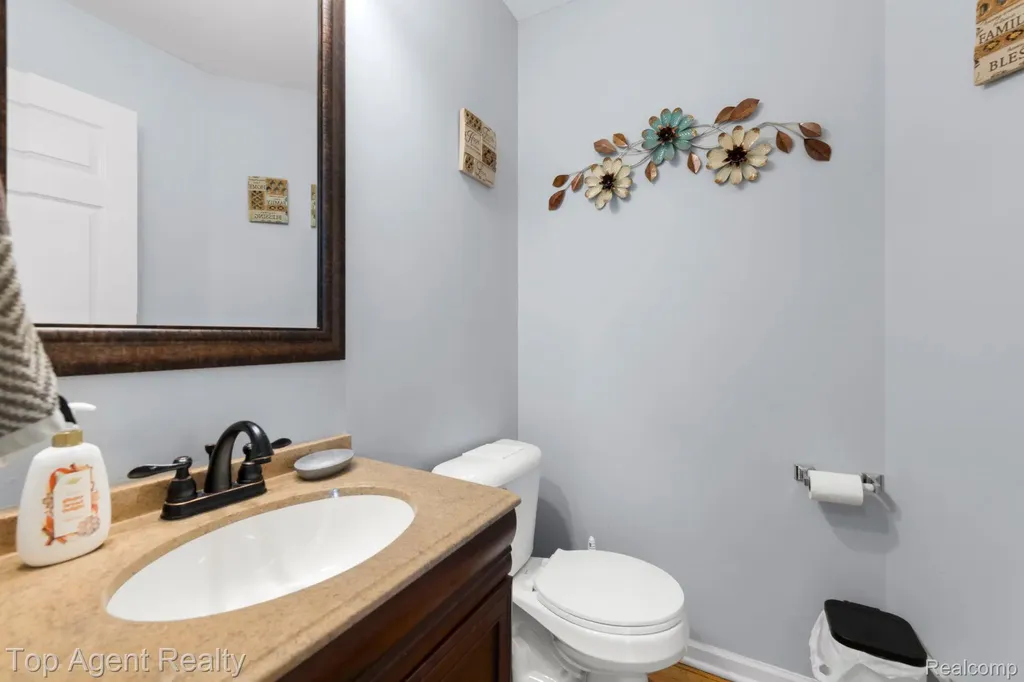 33780 Stonecrest Drive Sterling Heights City MI 48312