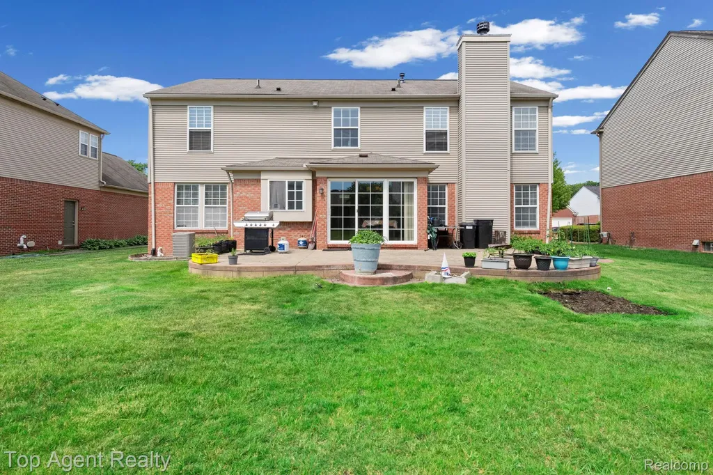 33780 Stonecrest Drive Sterling Heights City MI 48312
