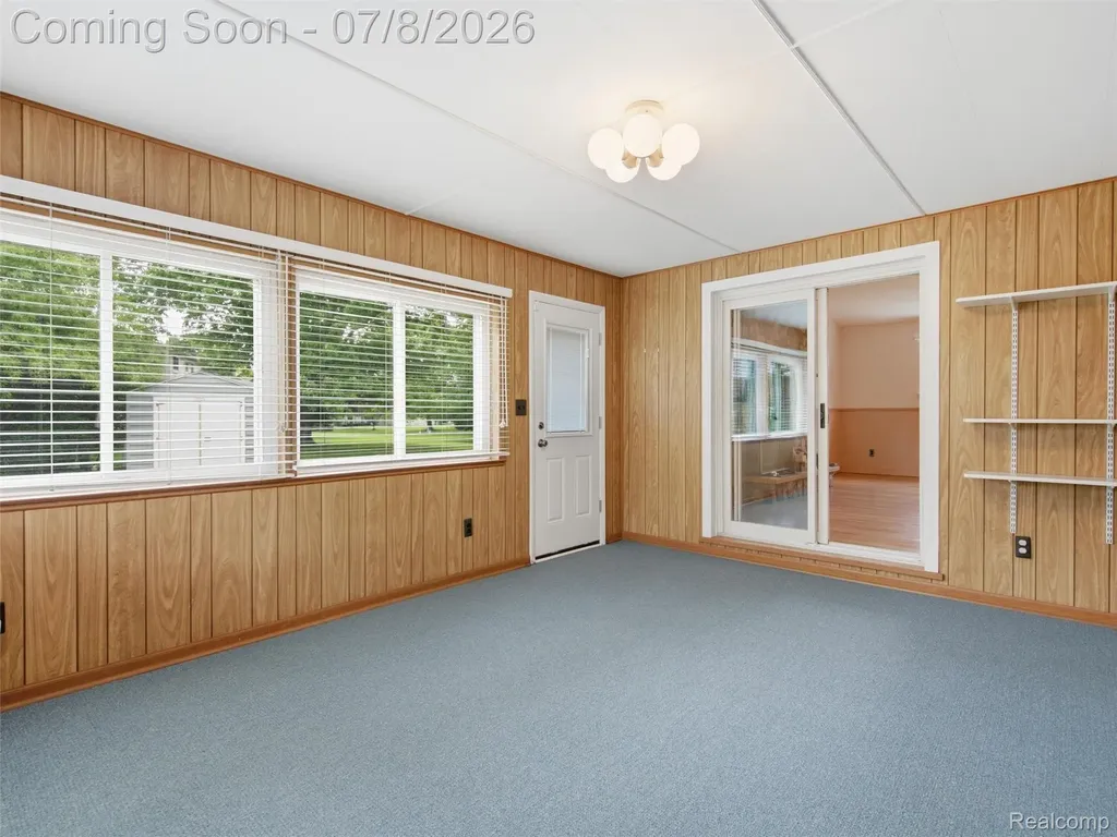 17268 Fitzgerald Street Livonia City MI 48152