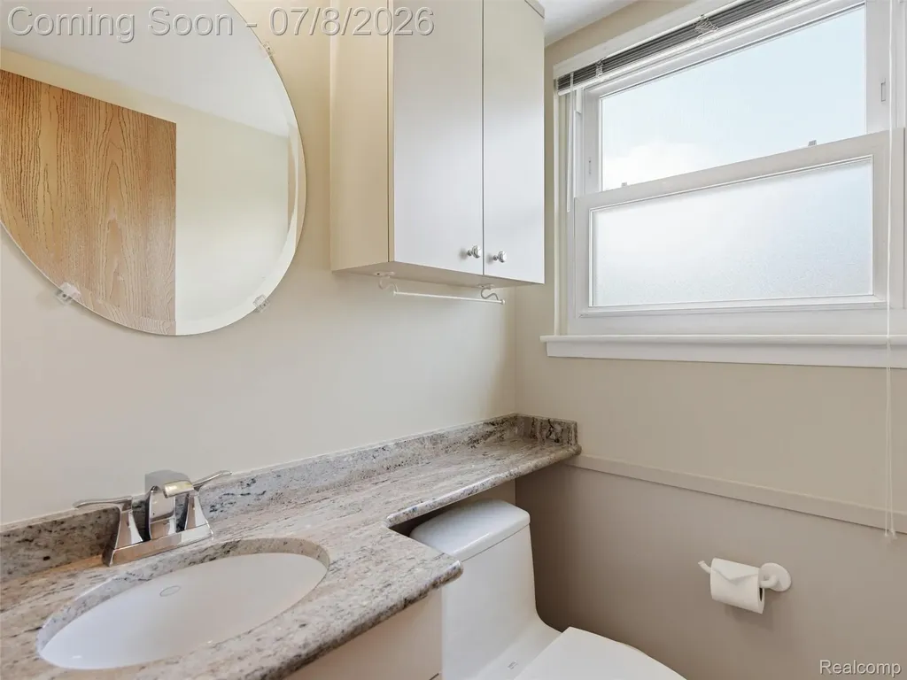 17268 Fitzgerald Street Livonia City MI 48152