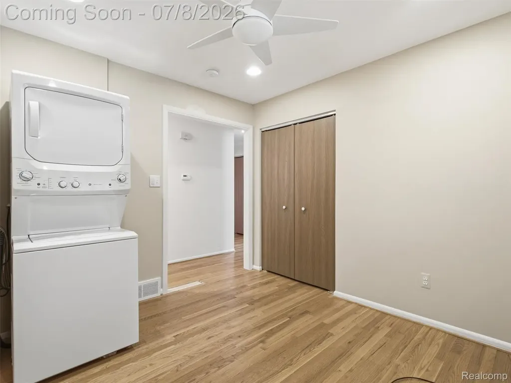 17268 Fitzgerald Street Livonia City MI 48152
