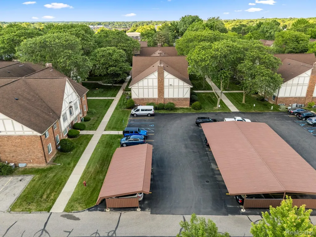 30220 Southfield Road Southfield City MI 48076