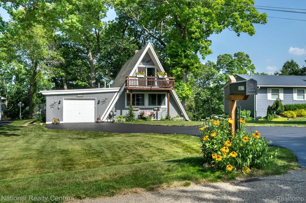 3627 Merritt Lake Drive Metamora Township MI 48455