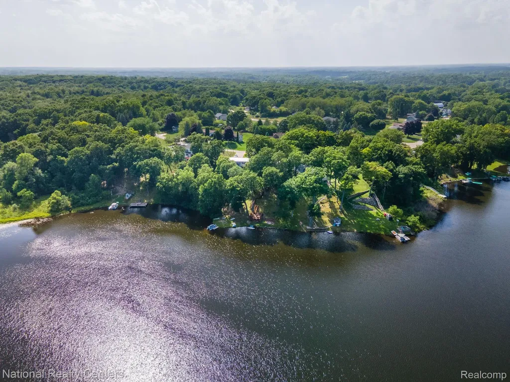 3627 Merritt Lake Drive Metamora Township MI 48455