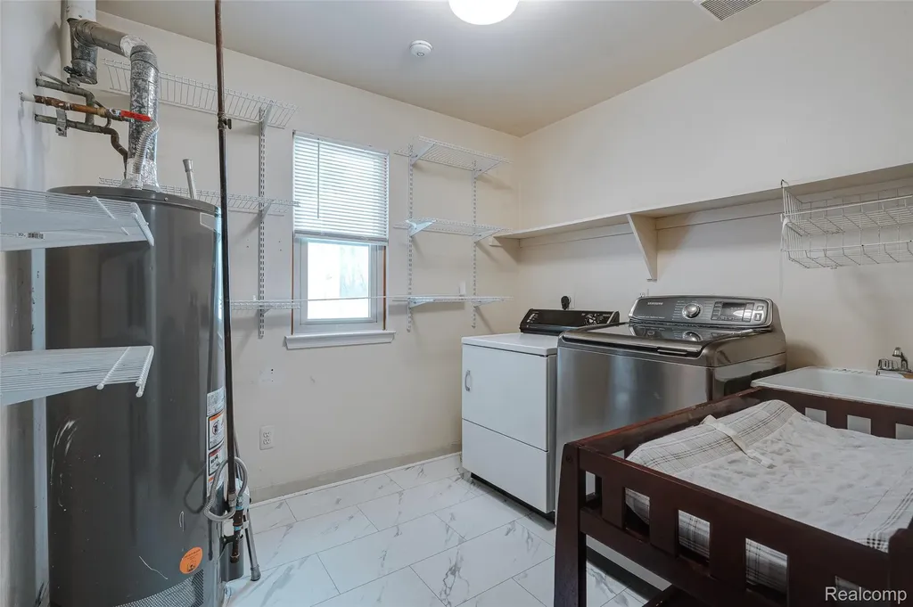 42739 Lilley Pointe Drive Canton Charter Township MI 48187