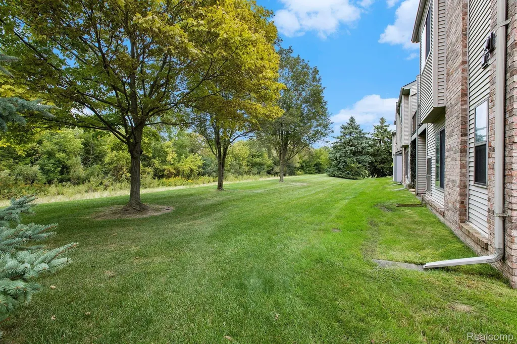 42739 Lilley Pointe Drive Canton Charter Township MI 48187