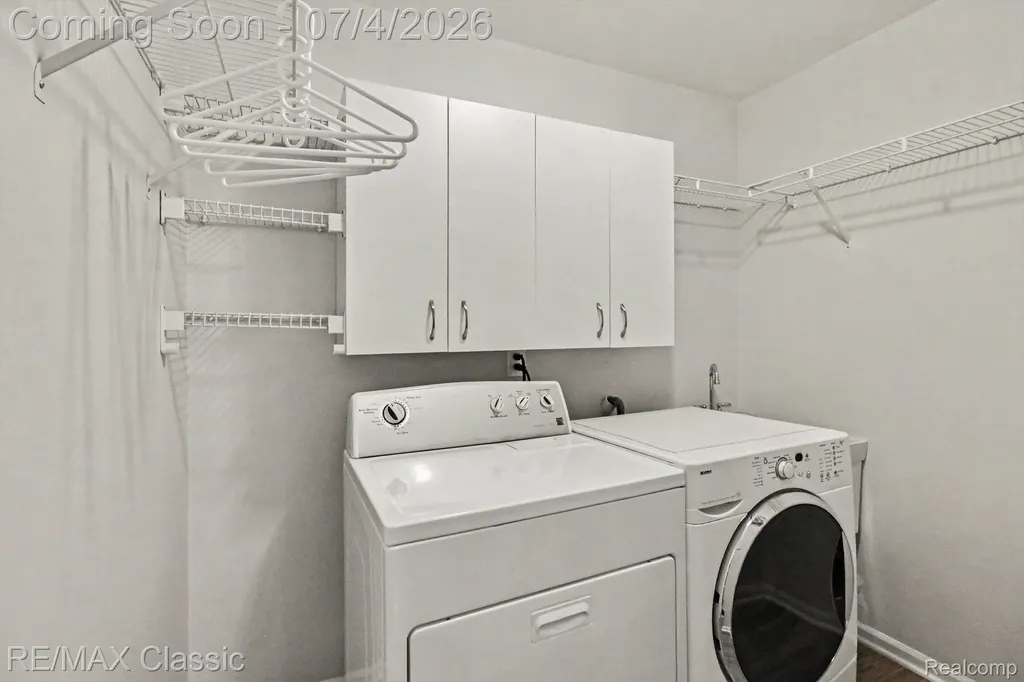 25723 Sullivan Lane Novi City MI 48375