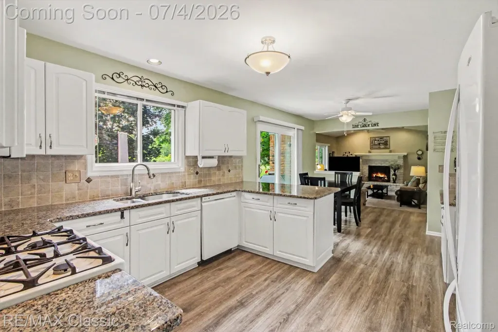 25723 Sullivan Lane Novi City MI 48375