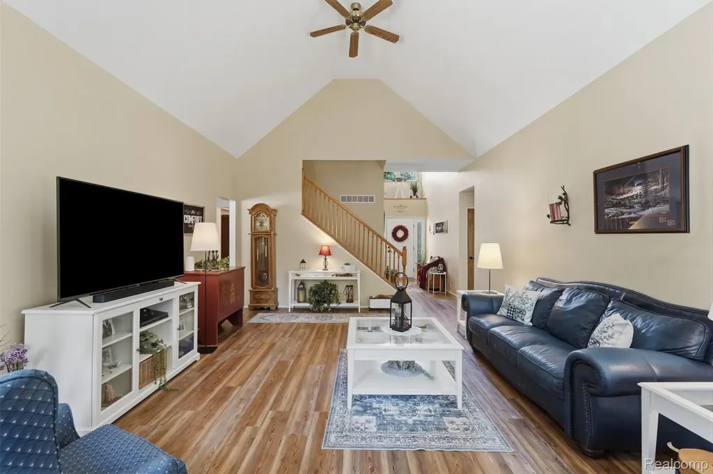 10525 Antcliff Road Norvell Township MI 49230
