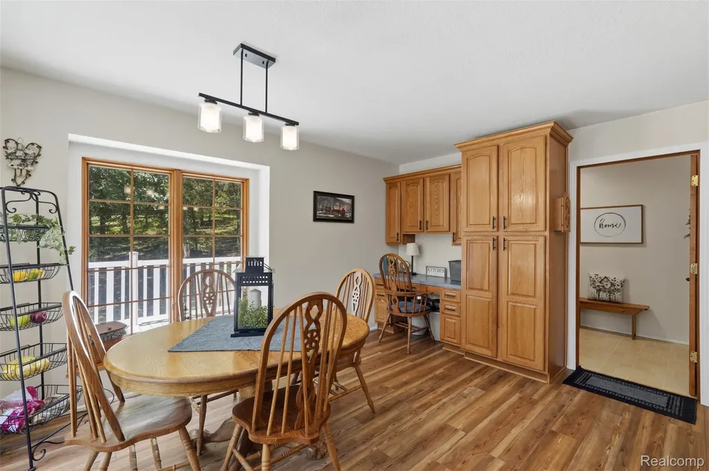 10525 Antcliff Road Norvell Township MI 49230