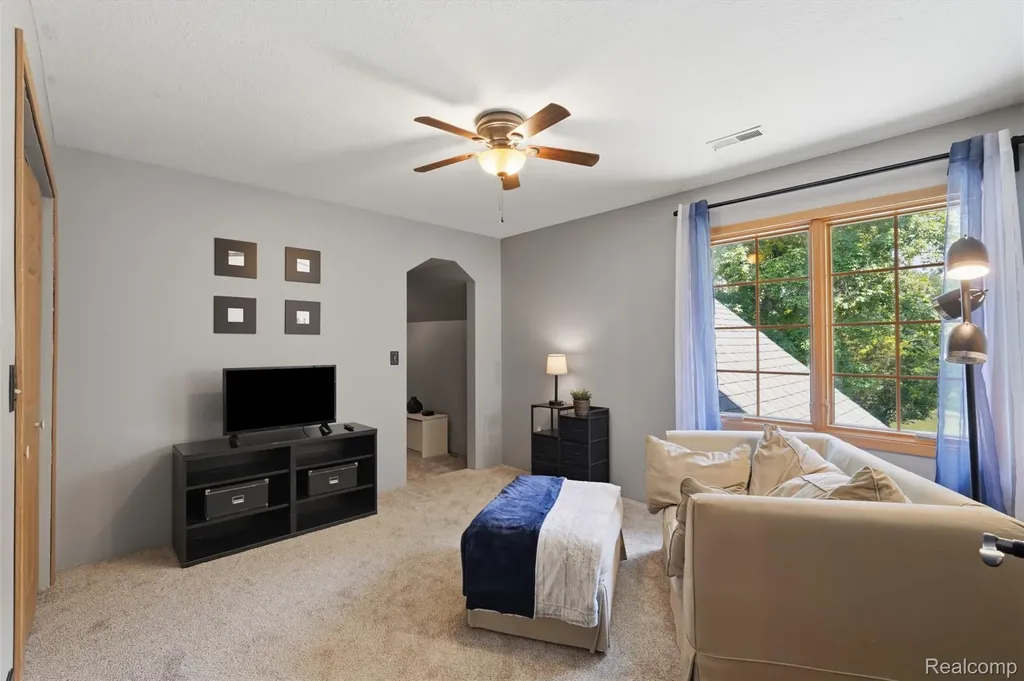 10525 Antcliff Road Norvell Township MI 49230