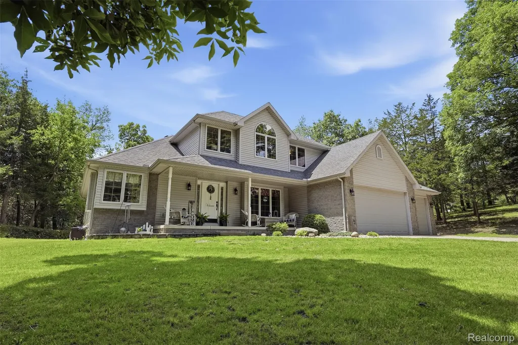 10525 Antcliff Road Norvell Township MI 49230