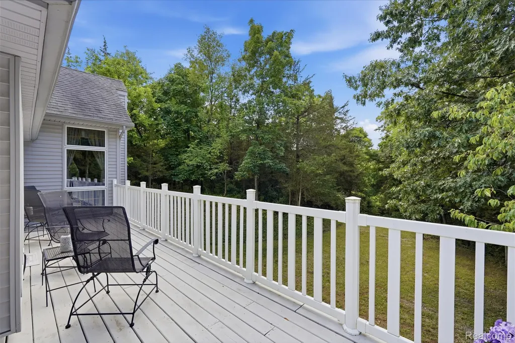10525 Antcliff Road Norvell Township MI 49230