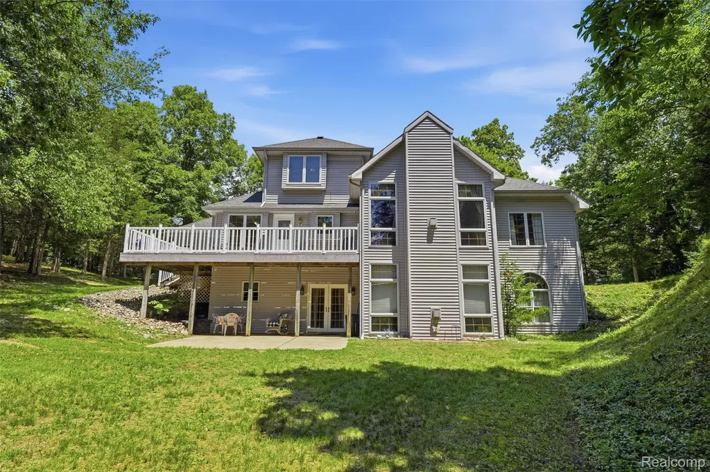 10525 Antcliff Road Norvell Township MI 49230