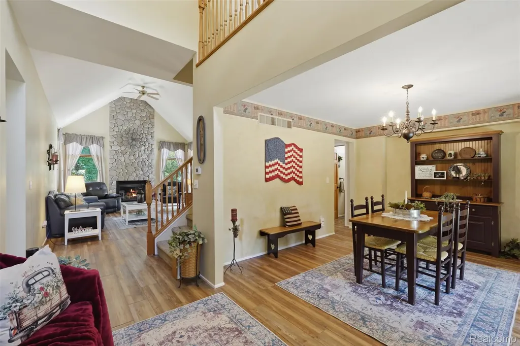 10525 Antcliff Road Norvell Township MI 49230
