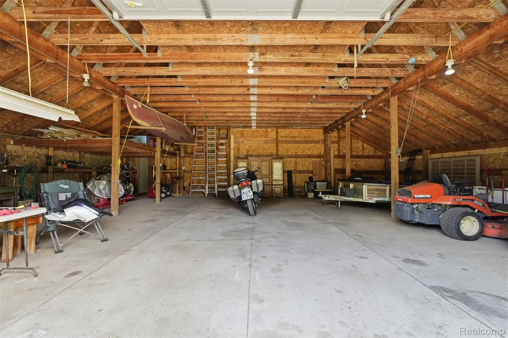 10525 Antcliff Road Norvell Township MI 49230