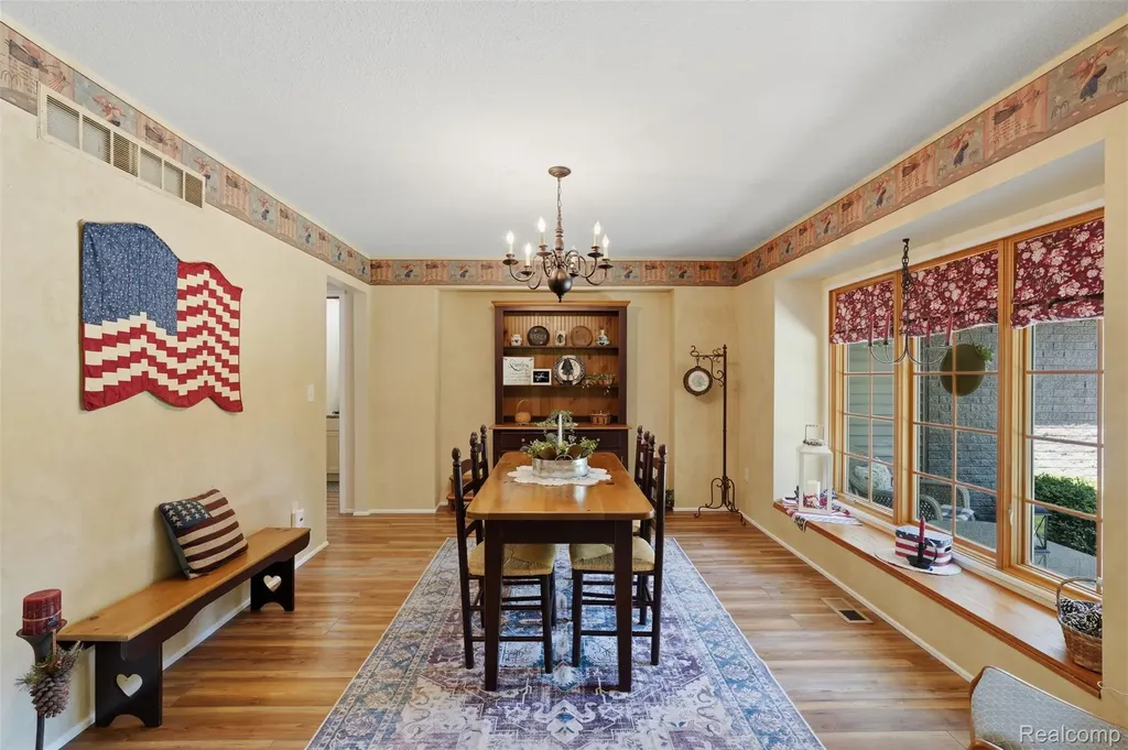 10525 Antcliff Road Norvell Township MI 49230