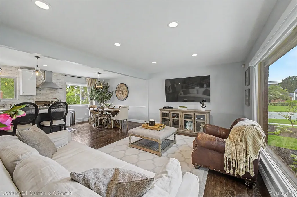 42299 Sunnydale Lane Northville Township MI 48168