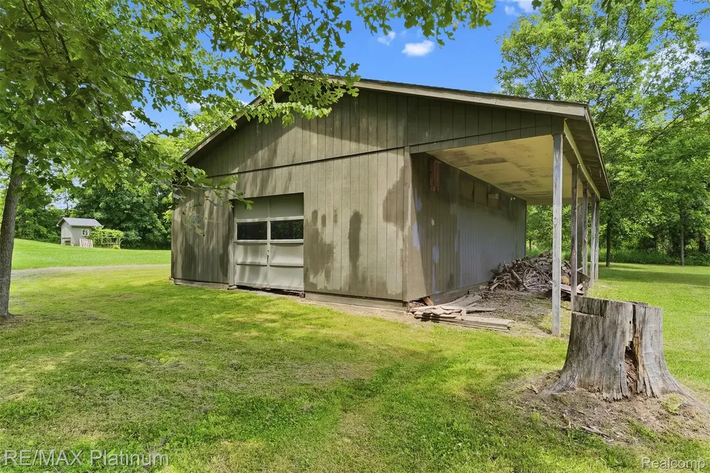 8370 W Rolston Road Argentine Township MI 48451