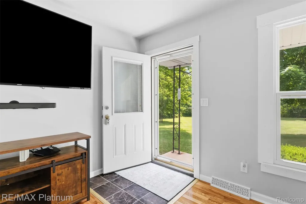 8370 W Rolston Road Argentine Township MI 48451