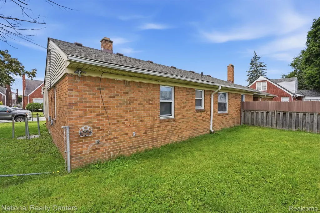 8345 Sirron Street Detroit City MI 48234