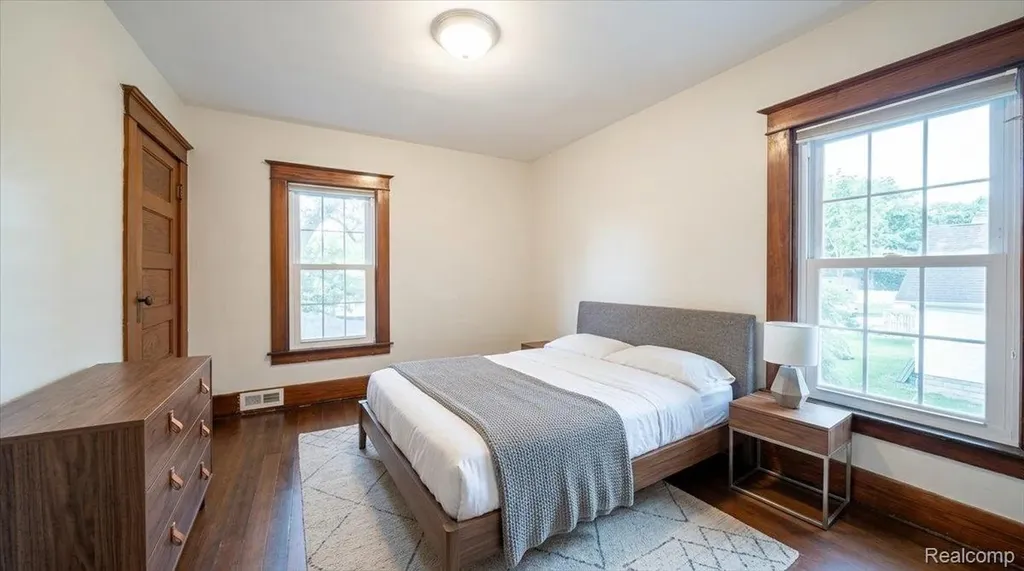 438 N Bailey Street Romeo Village MI 48065