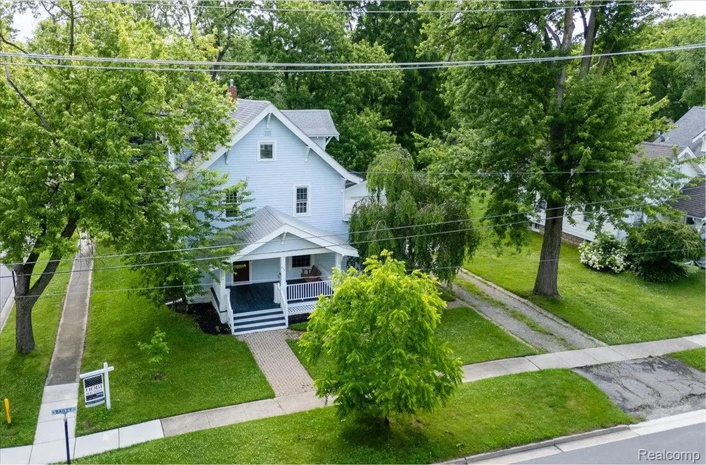 438 N Bailey Street Romeo Village MI 48065