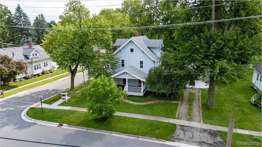 438 N Bailey Street Romeo Village MI 48065