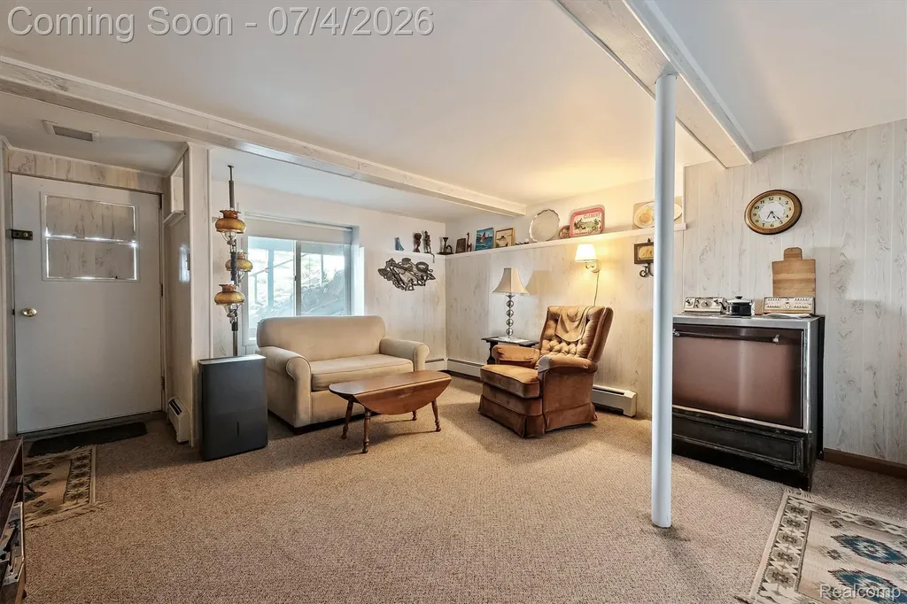 93 Danforth Street White Lake Charter Township MI 48386