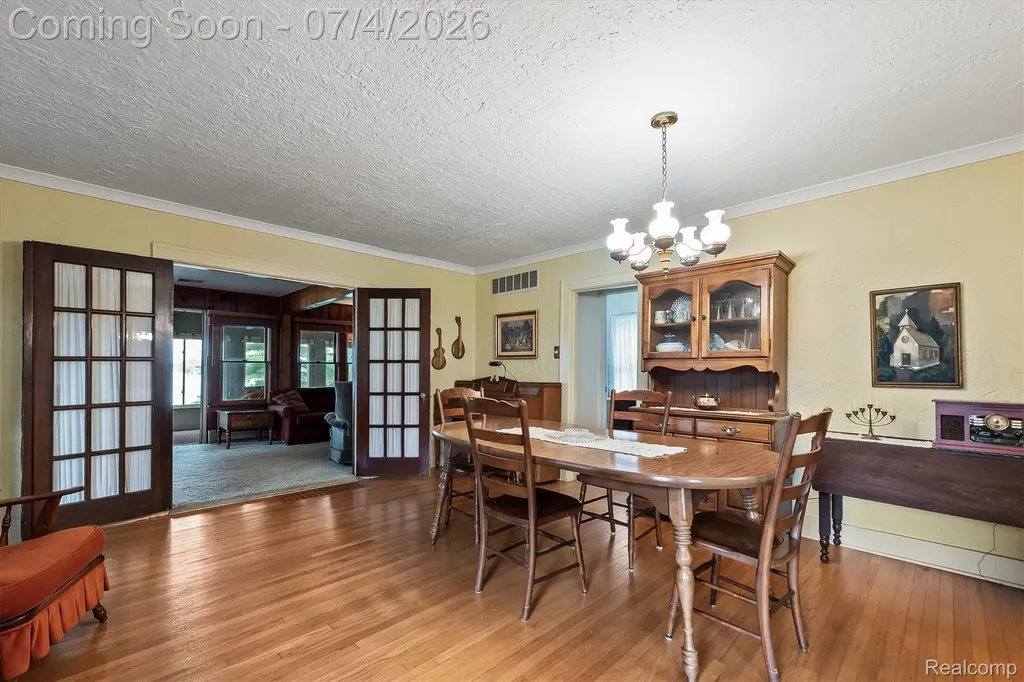 93 Danforth Street White Lake Charter Township MI 48386