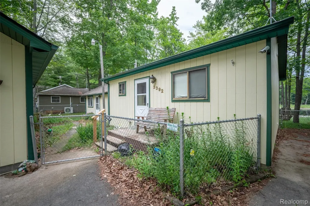 3392 Columbia Drive Foster Township MI 48661