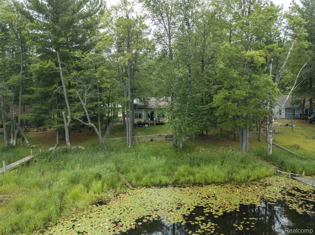 3392 Columbia Drive Foster Township MI 48661