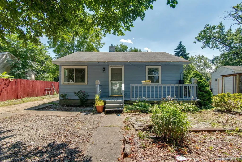 3418 Marmion Avenue Flint City MI 48506