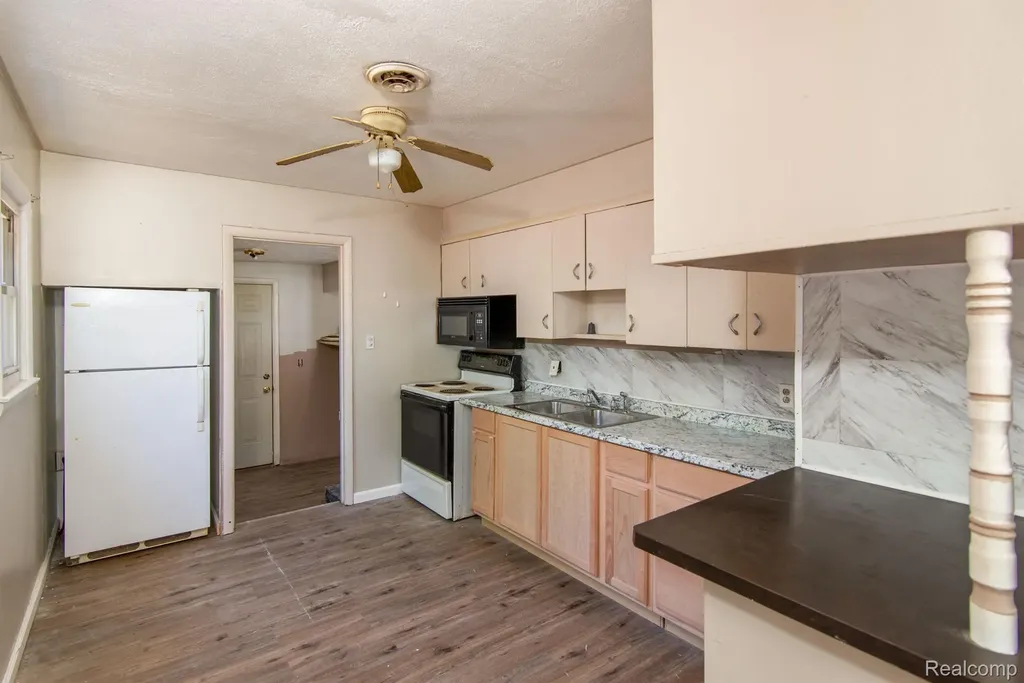 3418 Marmion Avenue Flint City MI 48506