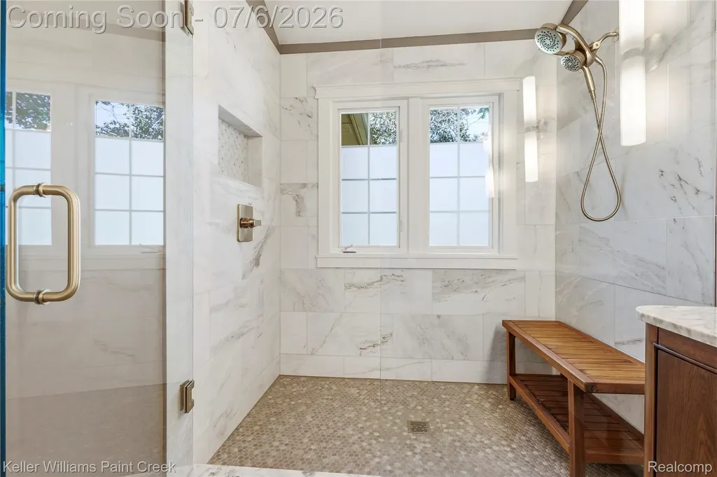 57558 Suffield Drive Washington Township MI 48094