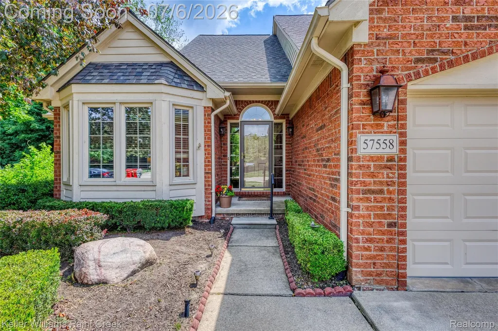 57558 Suffield Drive Washington Township MI 48094