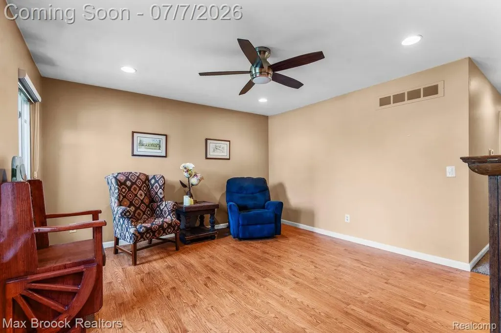 45361 Indian Creek Drive Canton Charter Township MI 48187